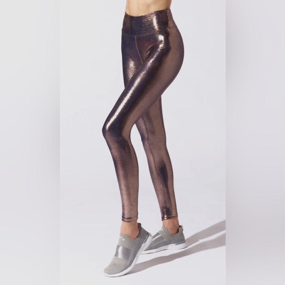 Sold Out Heroine Sport MARVEL LEGGING  in JASPER Size Small NWT
